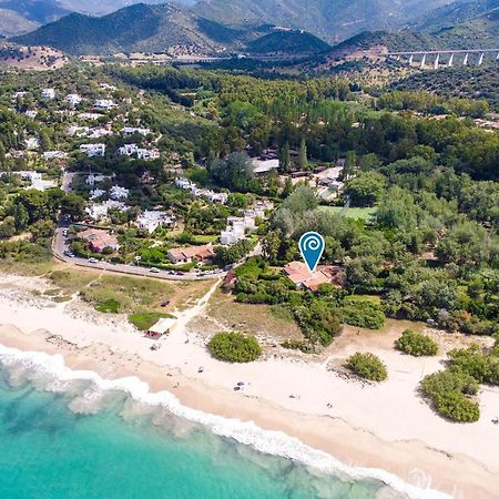 Villa Turchese - Exclusive Dimora On The Beach Geremèas Exteriör bild